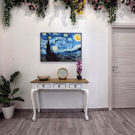 Garden House: Apartments And Rooms For Holidays Palermo Exteriör bild