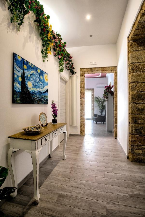 Garden House: Apartments And Rooms For Holidays Palermo Exteriör bild