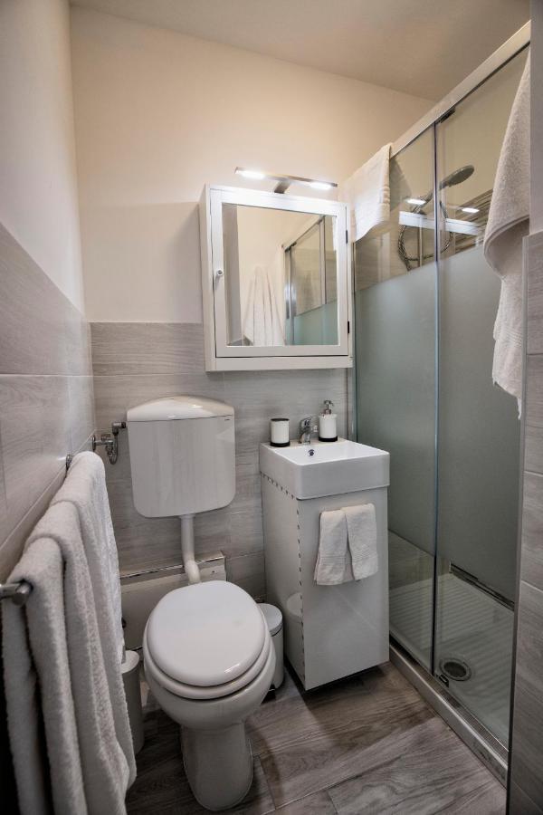 Garden House: Apartments And Rooms For Holidays Palermo Exteriör bild