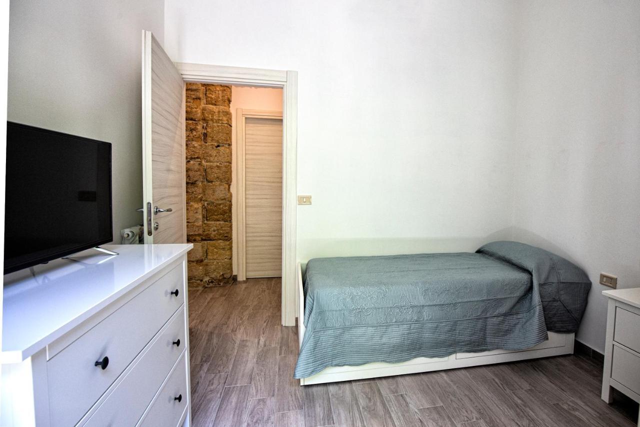Garden House: Apartments And Rooms For Holidays Palermo Exteriör bild