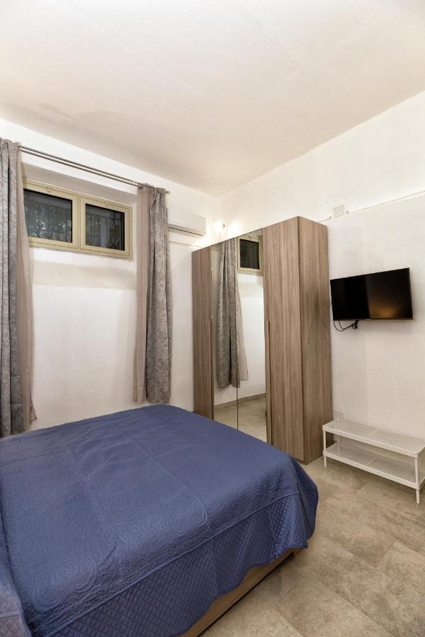 Garden House: Apartments And Rooms For Holidays Palermo Exteriör bild